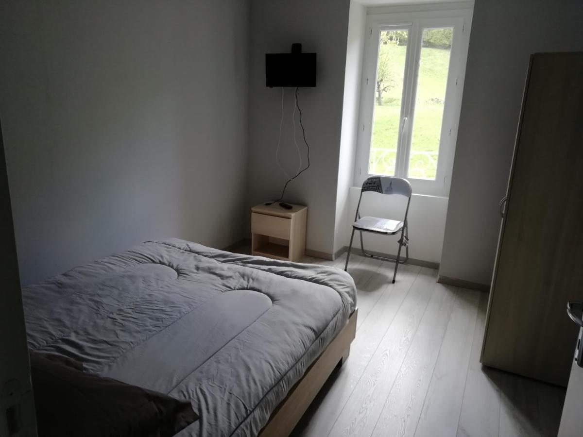 Hébergement de vacances Maison à La Campagne Au Cœur Du Cantal Dept 15 Marmanhac