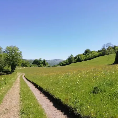 Maison à la campagne au cœur du Cantal dept 15 Marmanhac Exterior foto